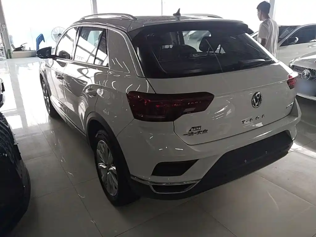 Volkswagen T-Roc — миниатюра 5