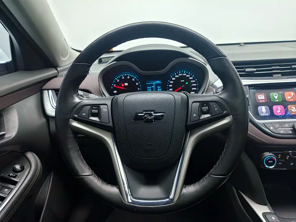 Chevrolet Malibu — миниатюра 11