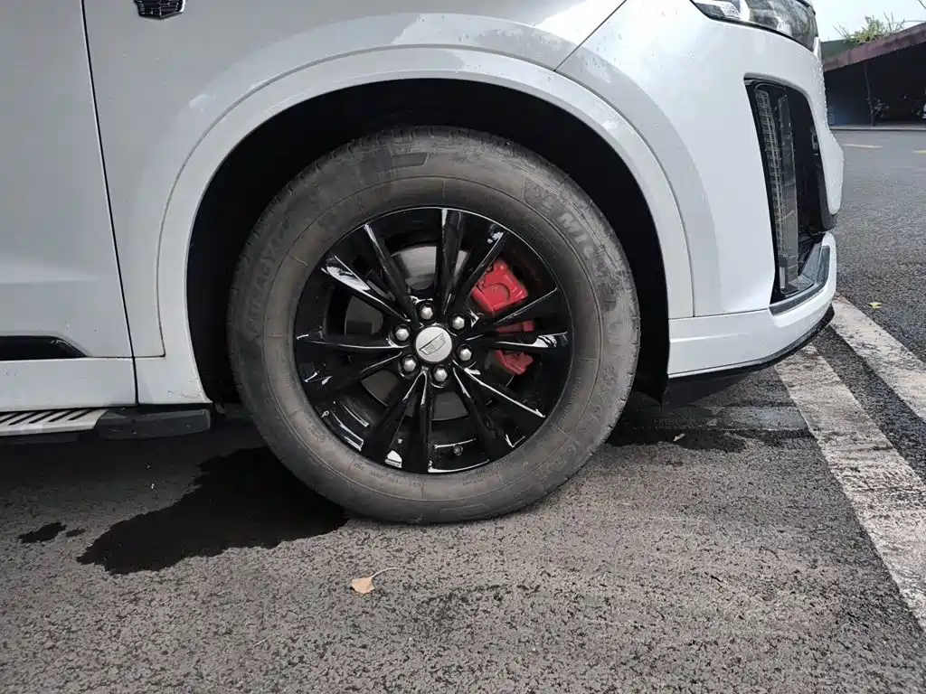 Cadillac XT6 — миниатюра 8