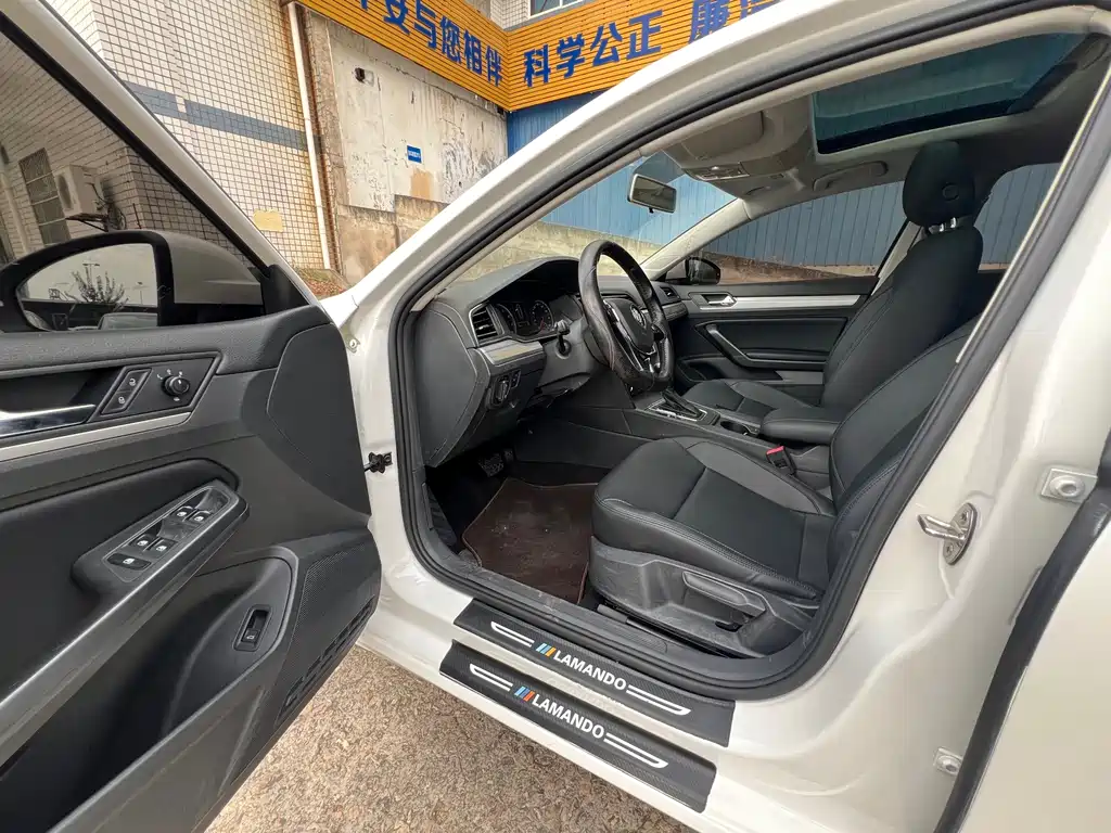Volkswagen Lamando — миниатюра 4