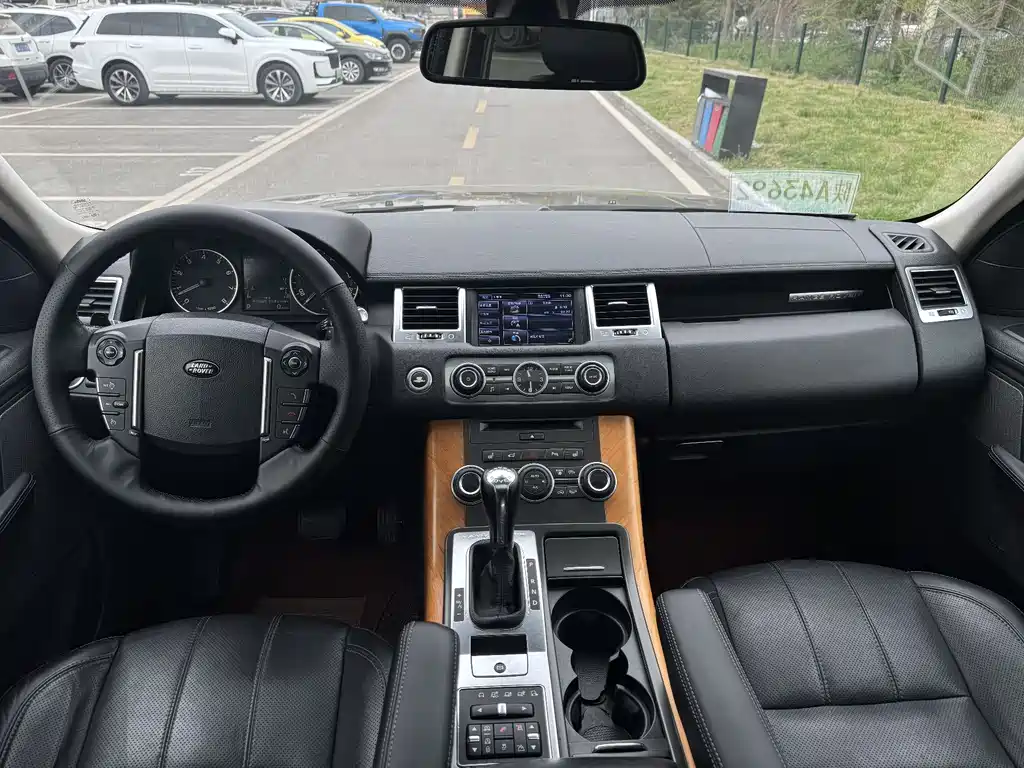 Land Rover Range Rover Sport 2013 5.0 NA V8 HSE