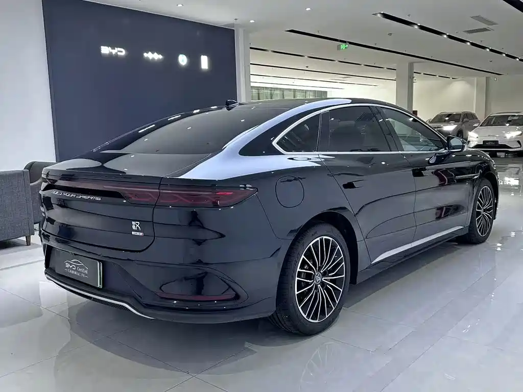 BYD Han — миниатюра 11