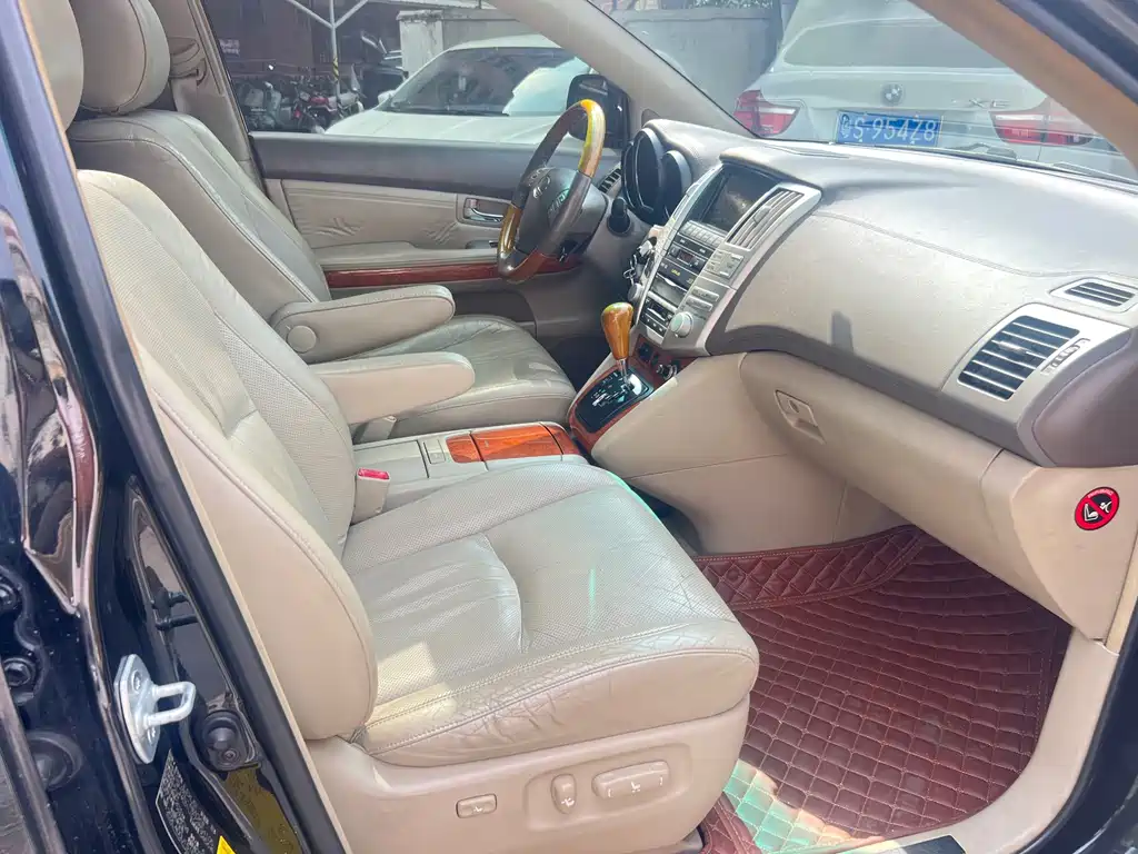 Lexus RX Classic — миниатюра 17