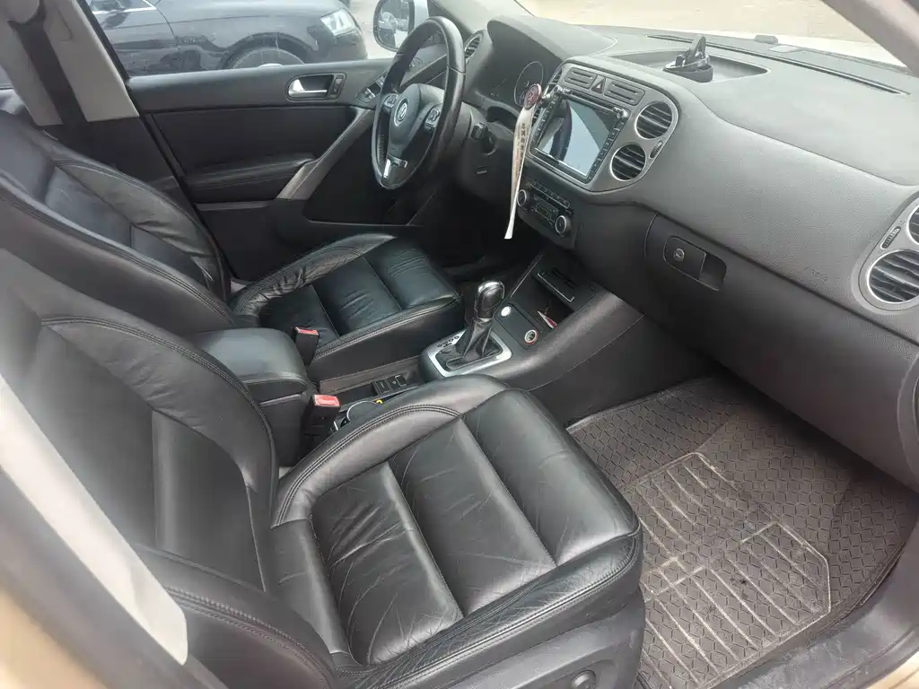 Volkswagen Tiguan — миниатюра 4