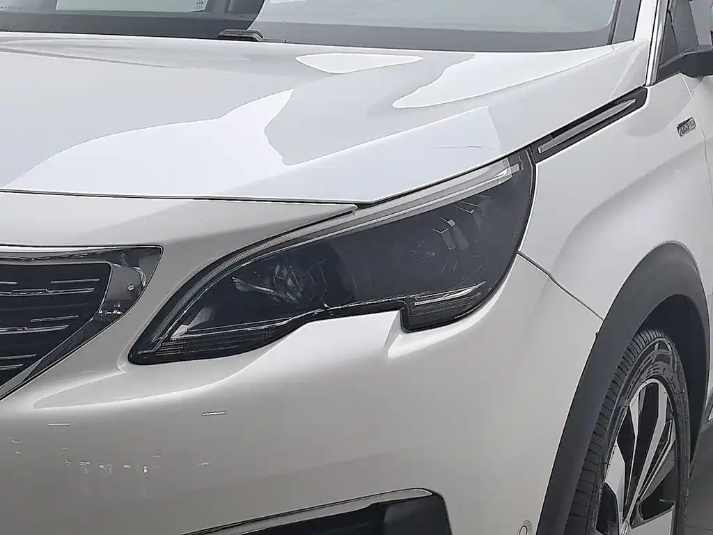 Peugeot 5008 — миниатюра 7