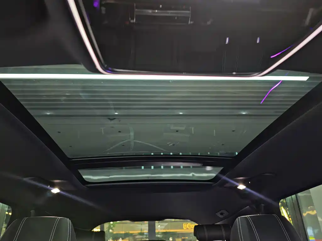 Land Rover Velar — миниатюра 21