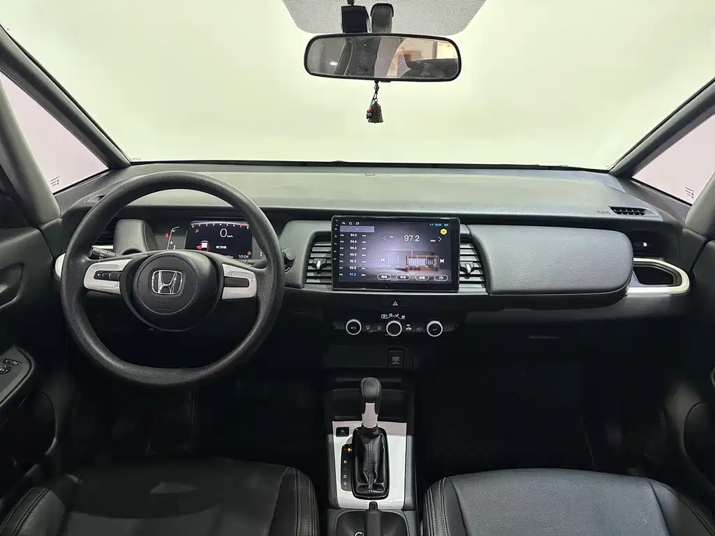 Honda Fit — миниатюра 7