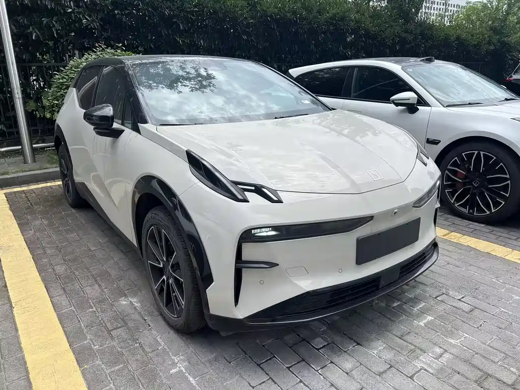 Zeekr X 2025 мест