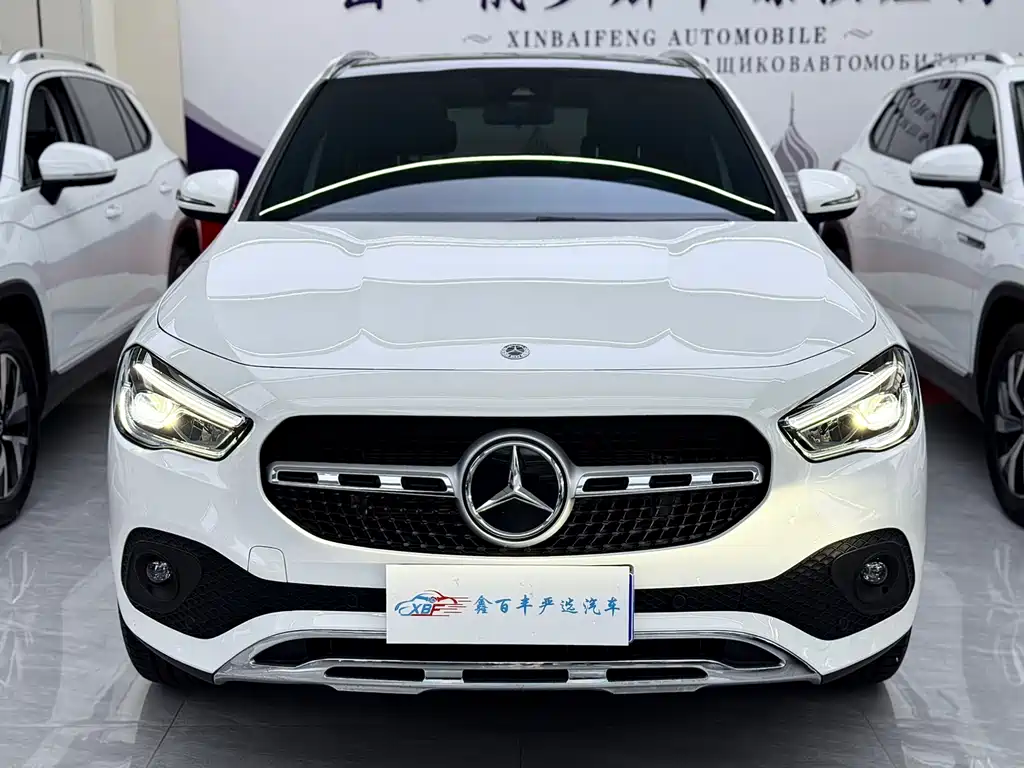 Mercedes-Benz GLA Facelift 2 GLA 200, фото 2