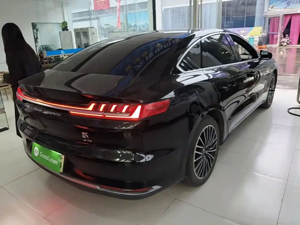 BYD Han — миниатюра 7