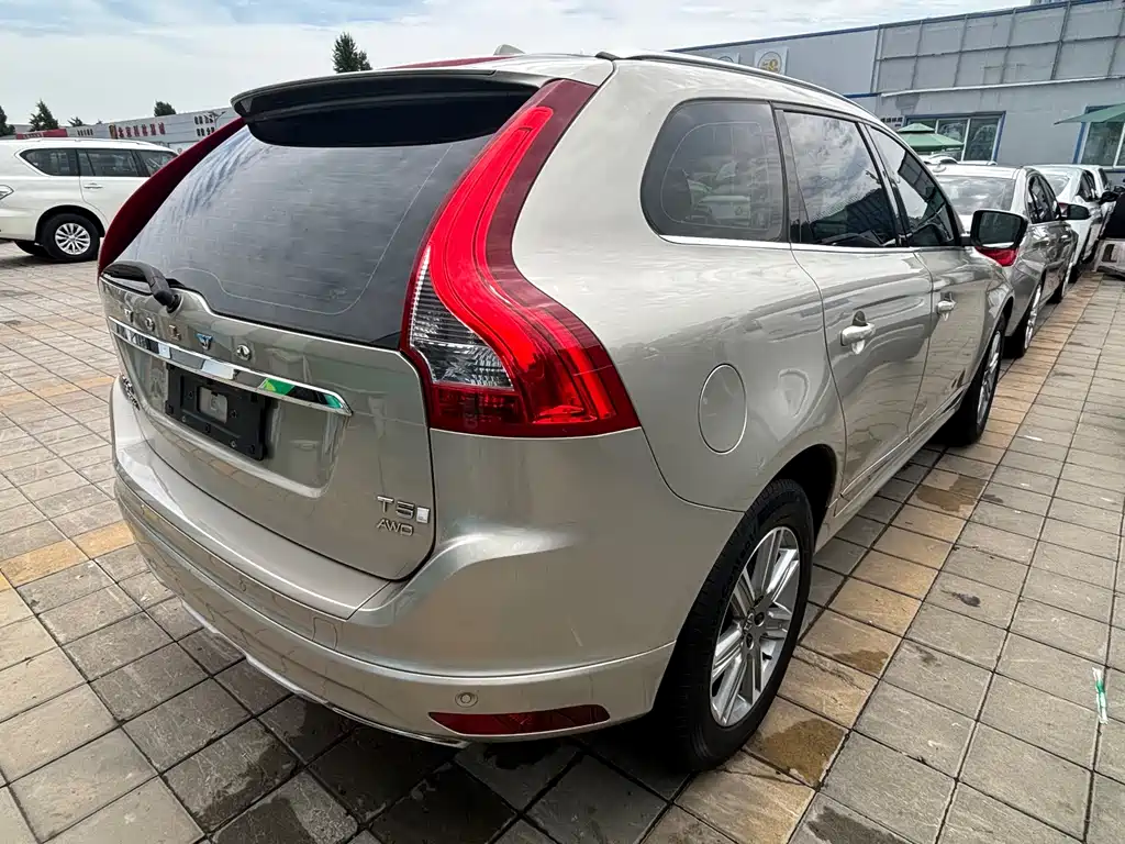 Volvo XC60 — миниатюра 6