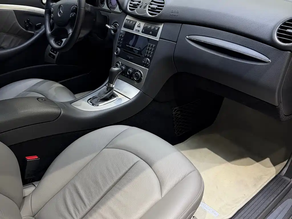Mercedes-Benz CLK-Class — миниатюра 6
