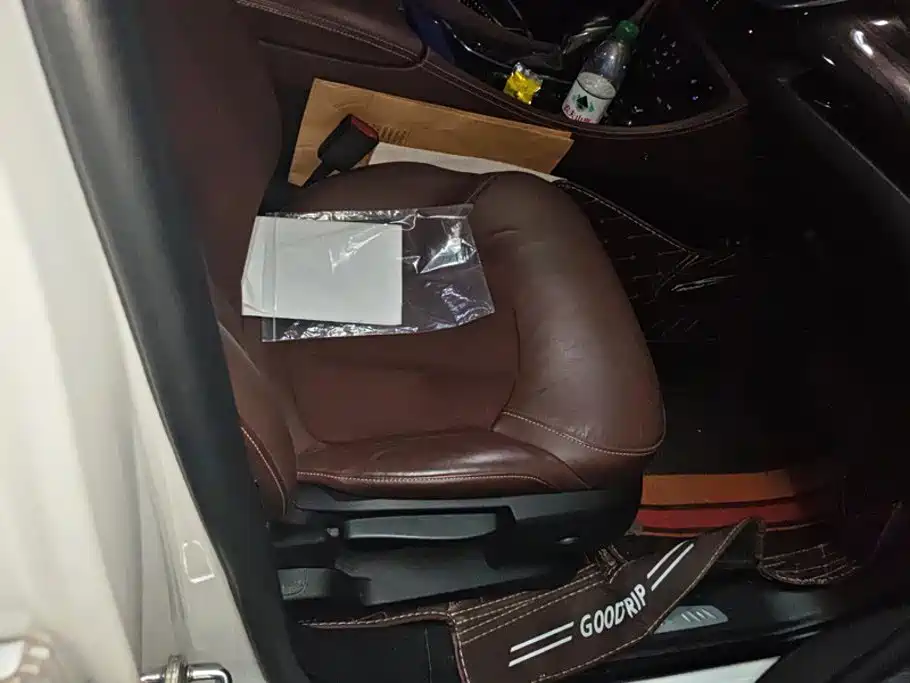 Buick Envision Plus — миниатюра 8