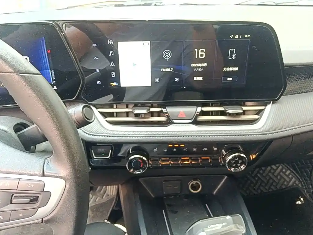 Chevrolet Monza — миниатюра 13