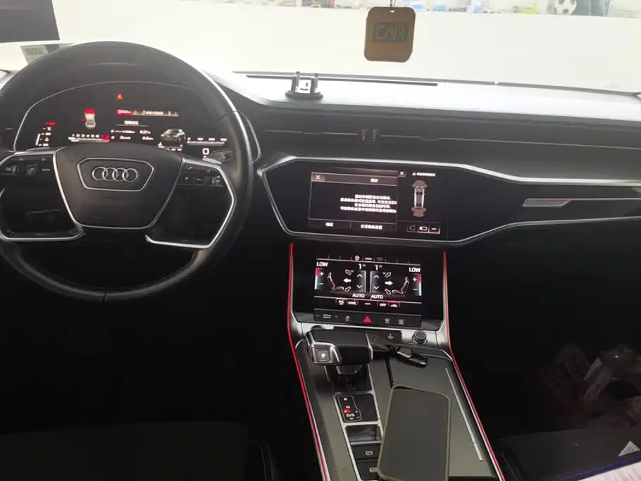 Audi A7L — миниатюра 12