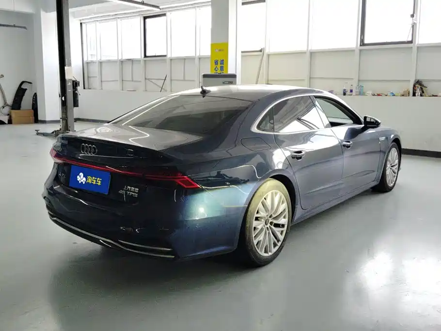 Audi A7L — миниатюра 3