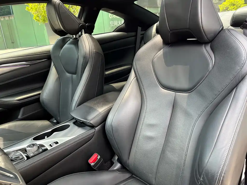 Infiniti Q60 2019 2.0T Luxury