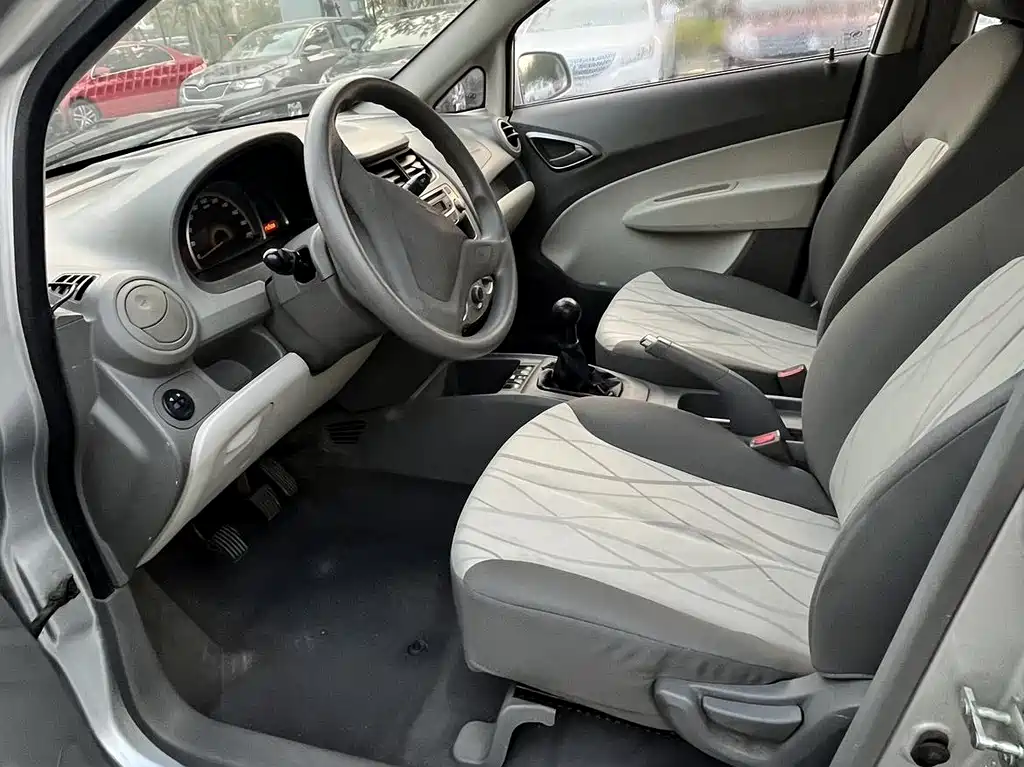 Chevrolet Sail 2013 1.4L MT