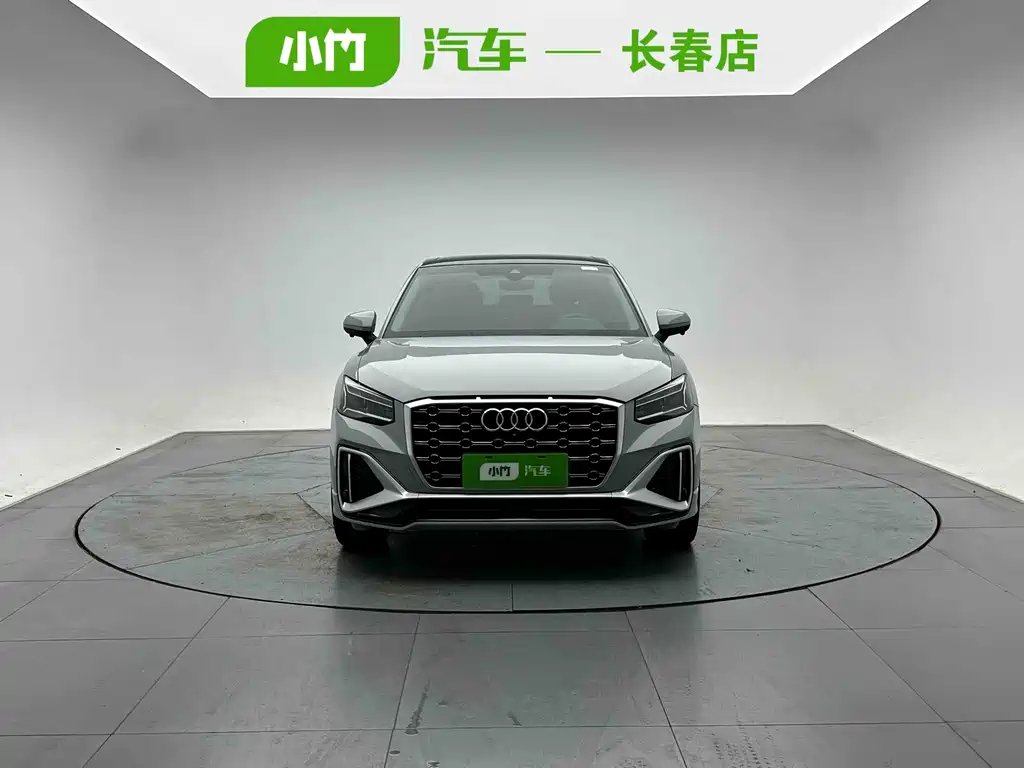 Audi Q2L — миниатюра 2