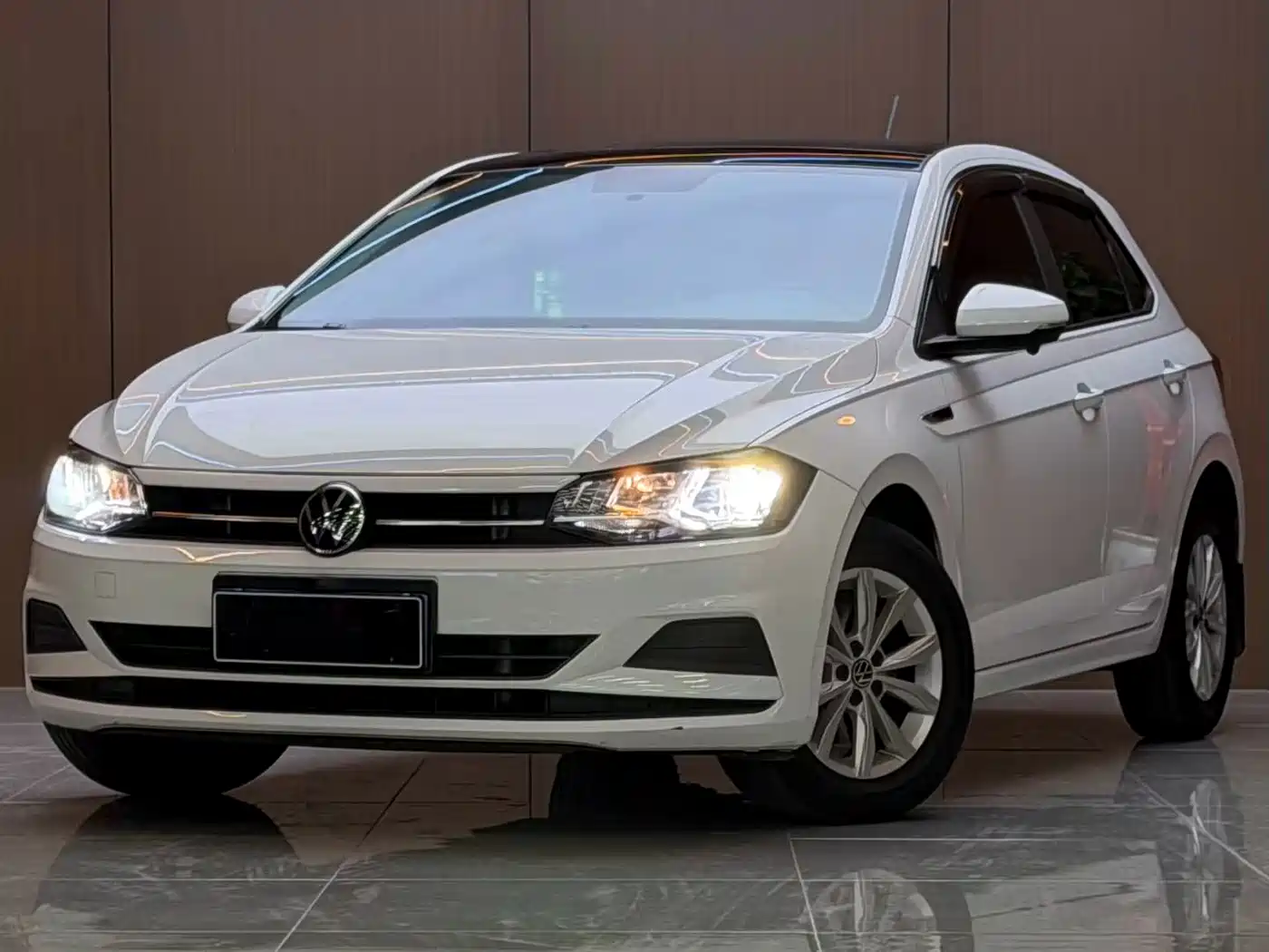 Polo 2023款  Plus 1.5L 自动炫彩科技版 2023