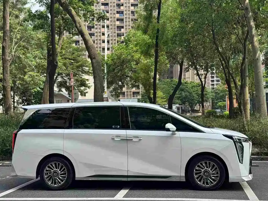 GAC Motor Trumpchi M8 — миниатюра 4
