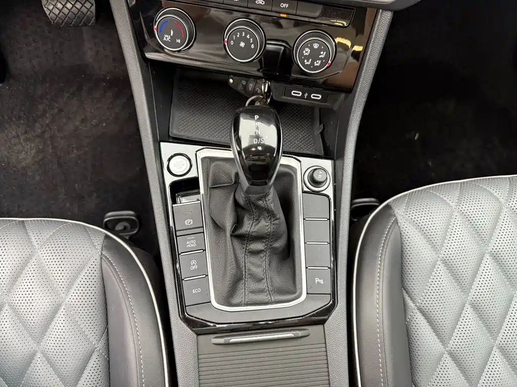 Volkswagen Sagitar — миниатюра 15