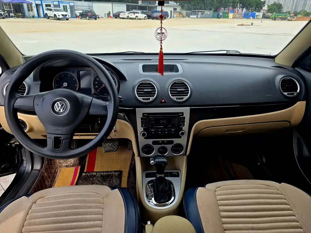 Volkswagen Lavida — миниатюра 9
