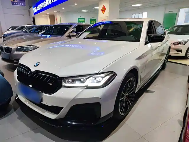BMW 5 SERIES 2023