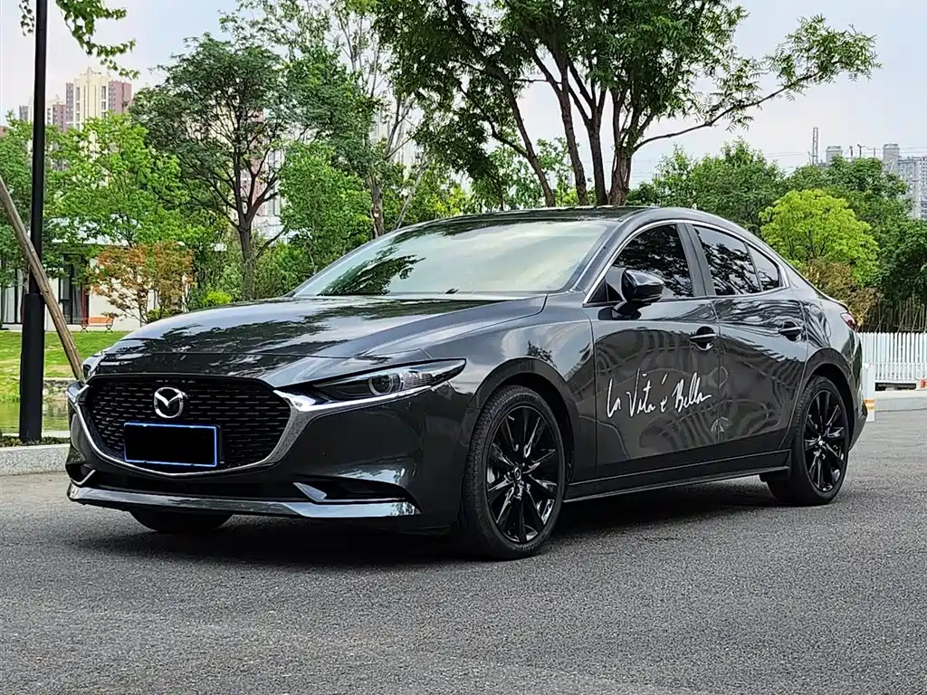 Mazda 3 Axela 2020
