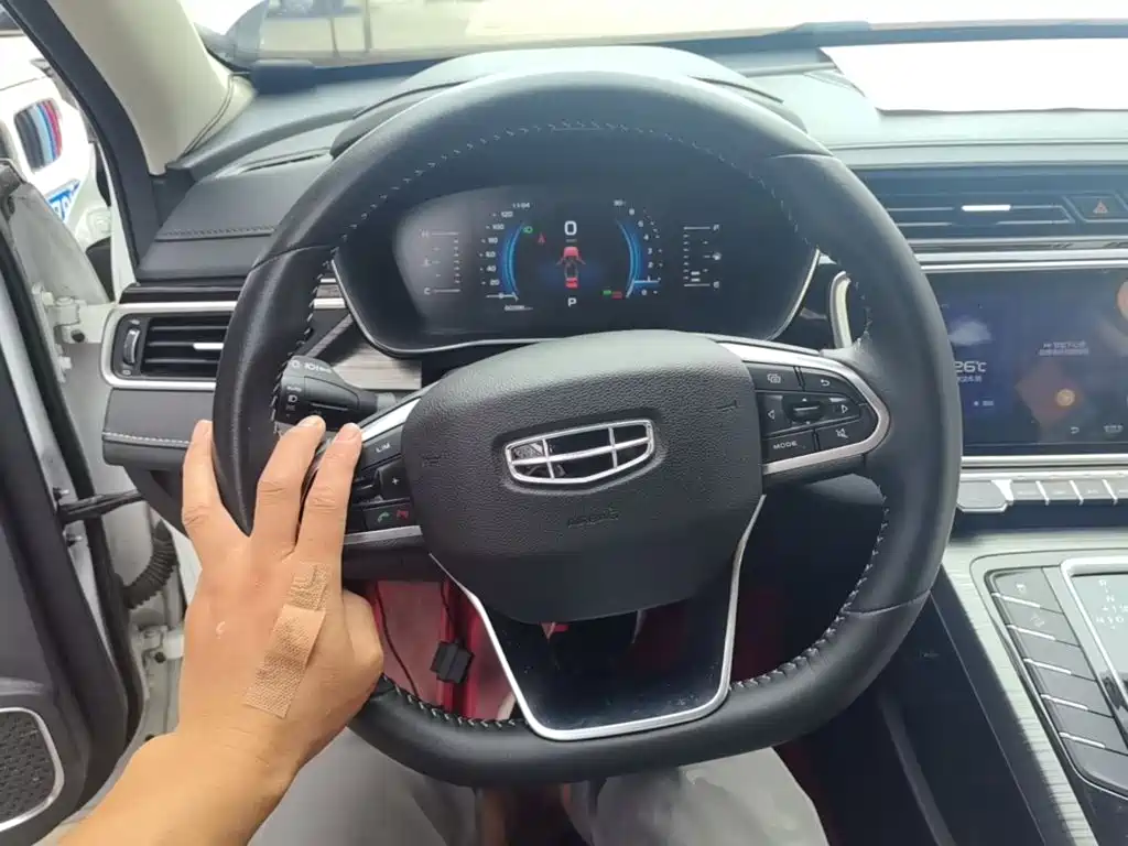Geely Boyue — миниатюра 11