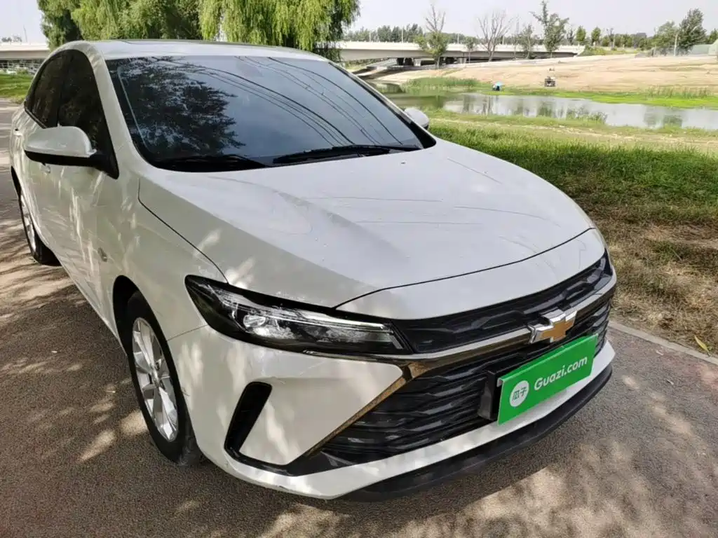 Chevrolet Monza — миниатюра 4