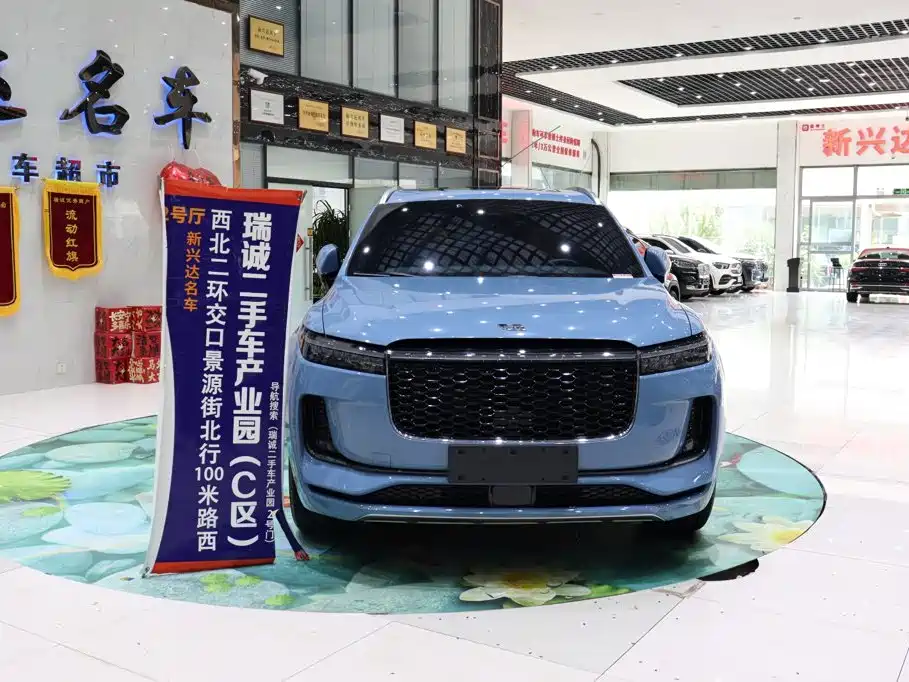 Li Auto Li ONE — миниатюра 2