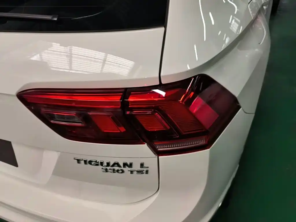 Volkswagen Tiguan L — миниатюра 8