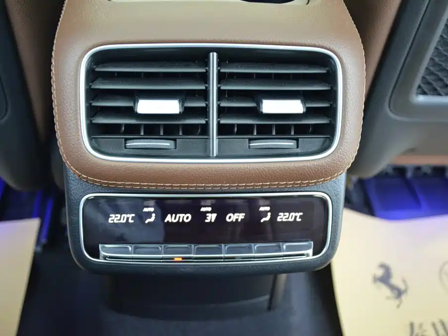 Mercedes-Benz GLE (Import) — миниатюра 11