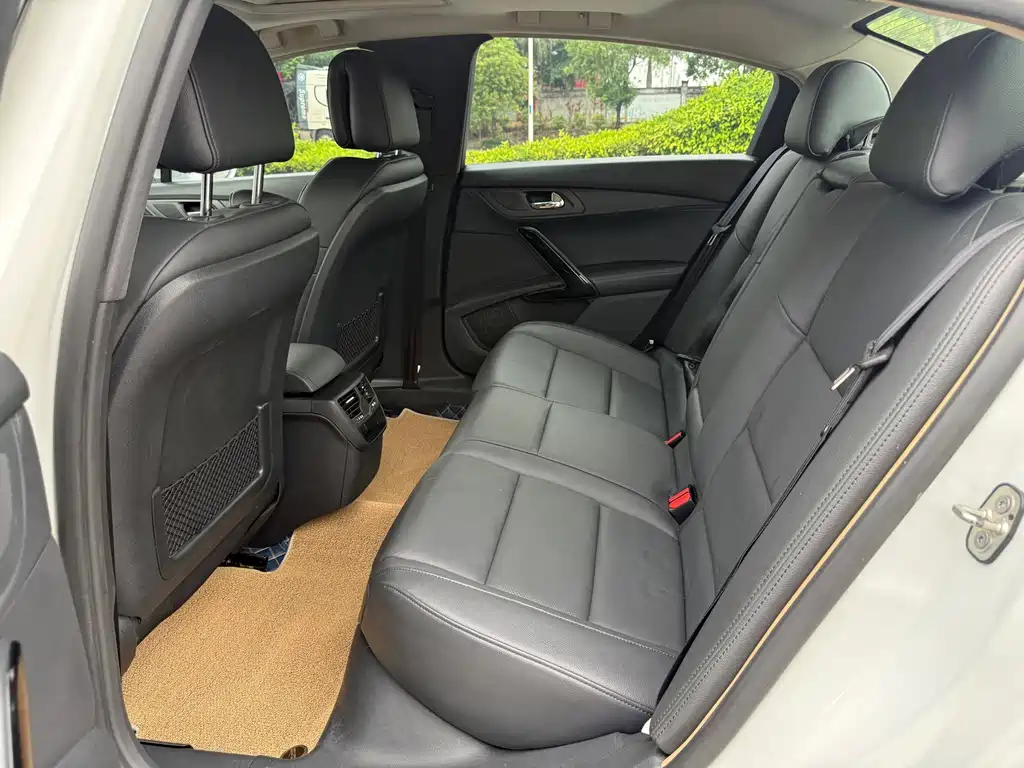 Peugeot 508 — миниатюра 9
