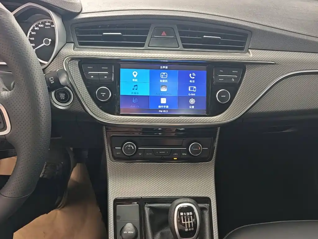 Geely Emgrand GS — миниатюра 13