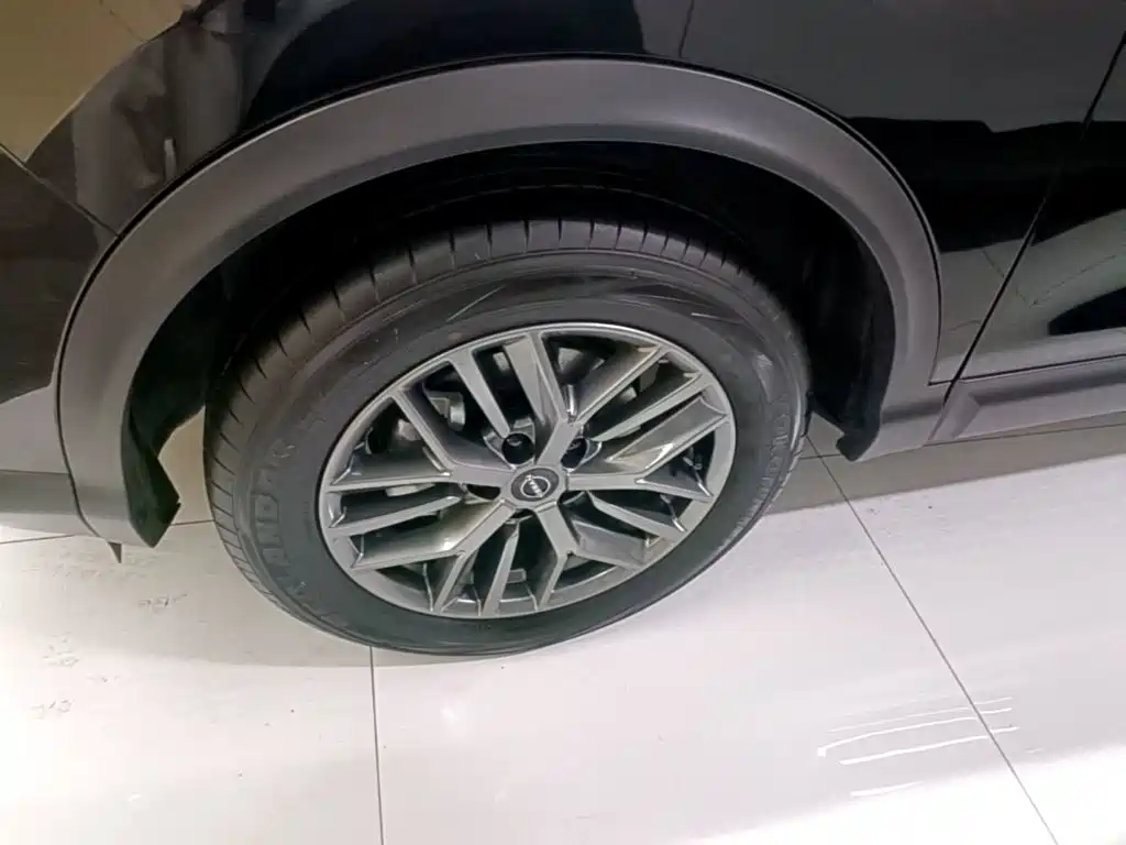 Nissan Qashqai — миниатюра 23