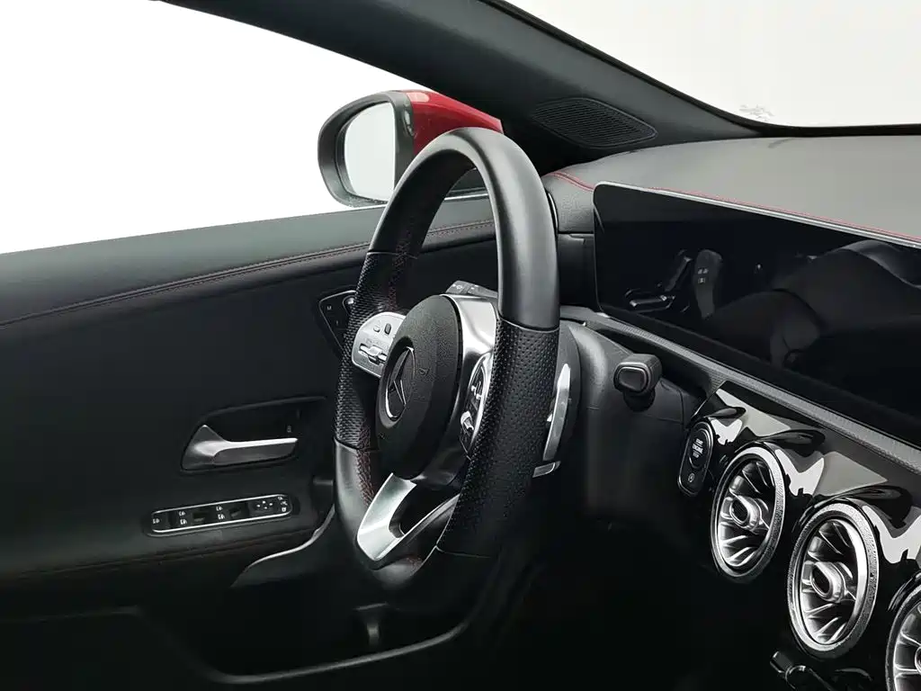 Mercedes-Benz CLA (Import) — миниатюра 22