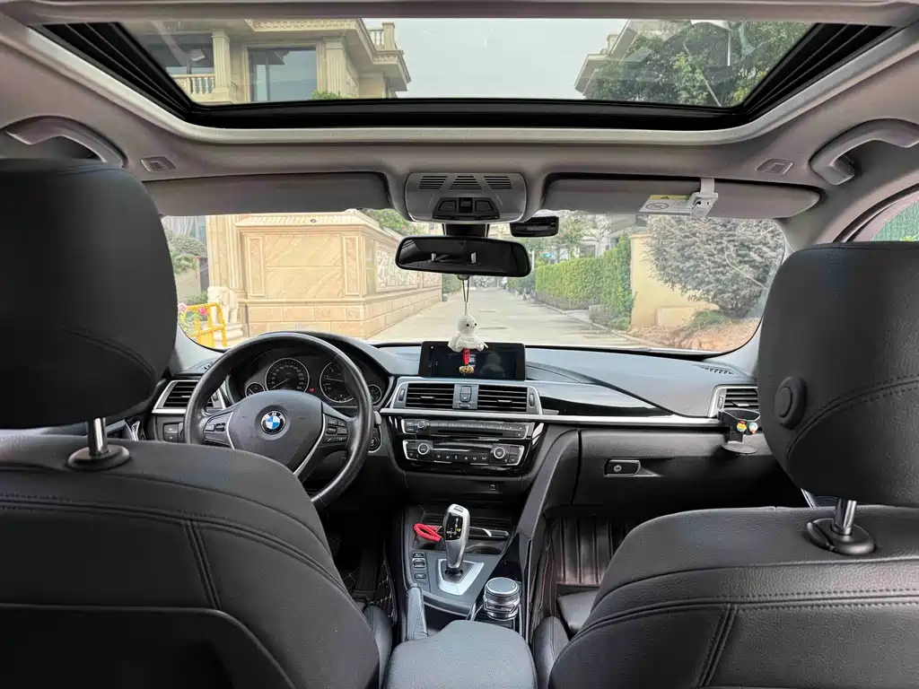 BMW 3 Series — миниатюра 5
