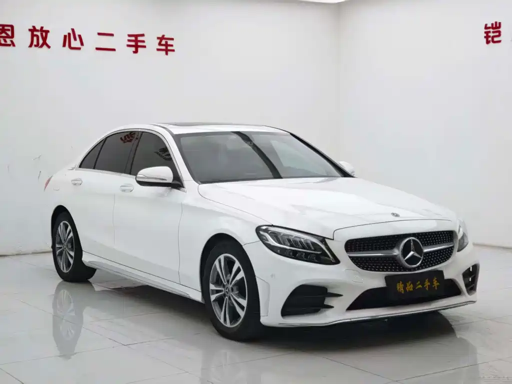 Mercedes-Benz C-Class — миниатюра 3