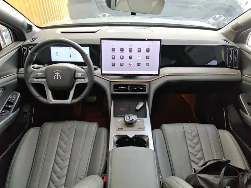 BYD L DM-i — миниатюра 10