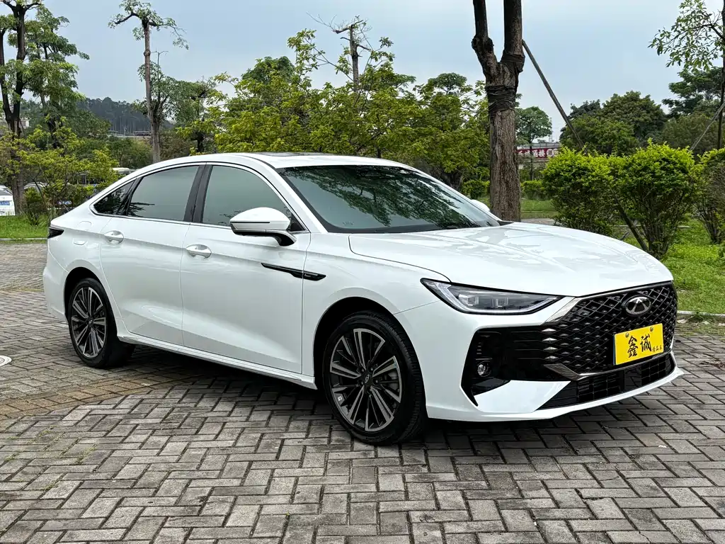 Chery 8 PRO 2025 1.6T DCT Luxury +