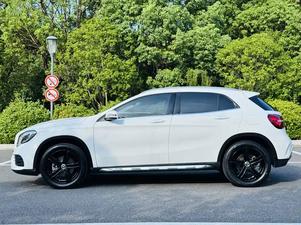 Mercedes-Benz GLA — миниатюра 4