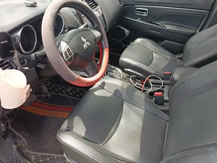 Mitsubishi ASX — миниатюра 9
