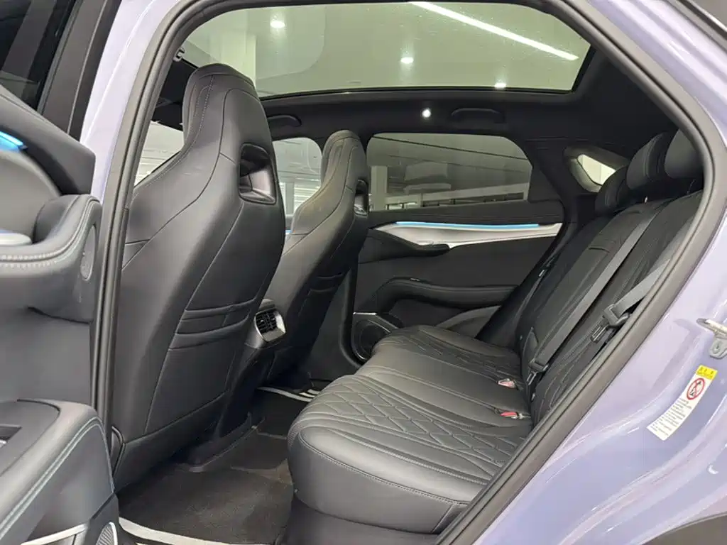 BYD Sealion 07 EV — миниатюра 23