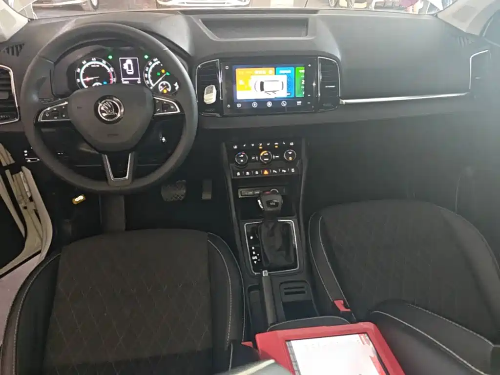 Skoda Karoq — миниатюра 10