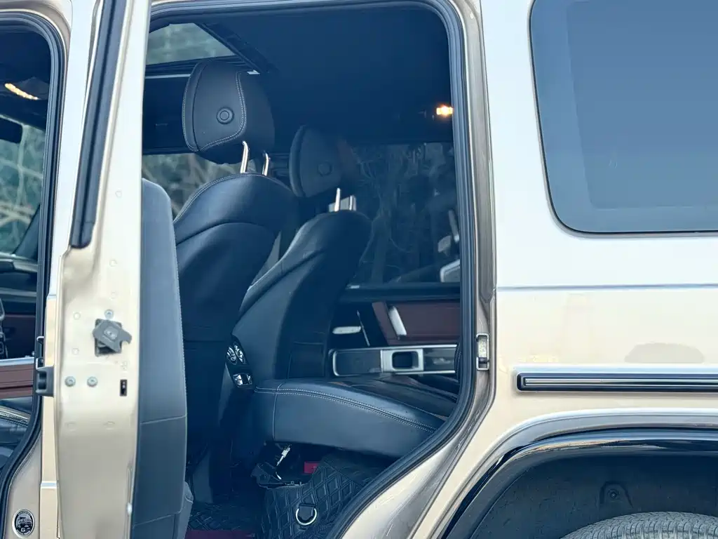 MERCEDES-BENZ G CLASS