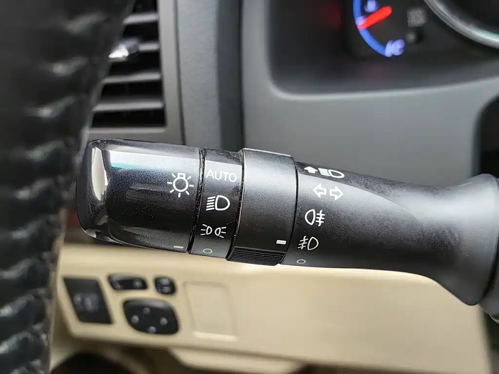 Toyota Reiz — миниатюра 21