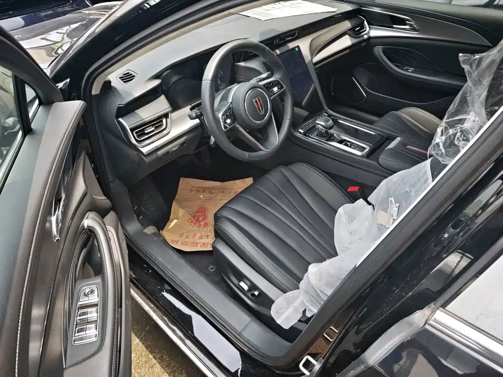 Hongqi Hongqi H5 — миниатюра 4