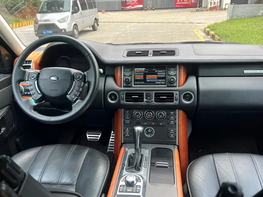 Land Rover Range Rover 2011 3.6 TDV8